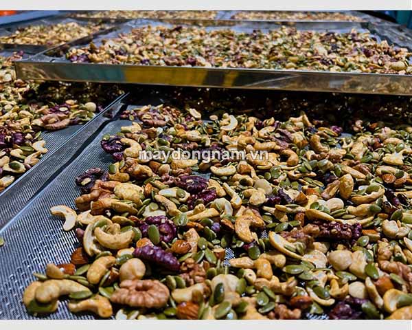 Sấy hạt granola