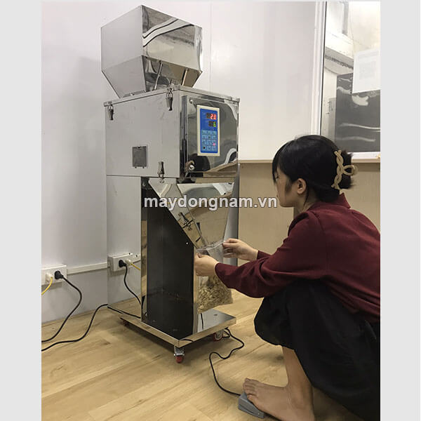 Máy cân định lượng tự động 1kg