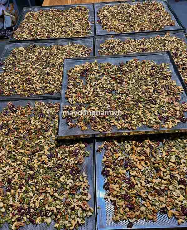 Sấy hạt granola