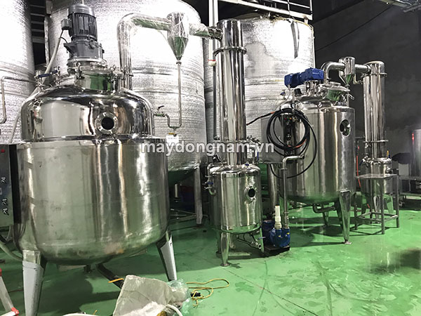 Thiết bị cô đặc chân không có cánh khuấy Đông Nam