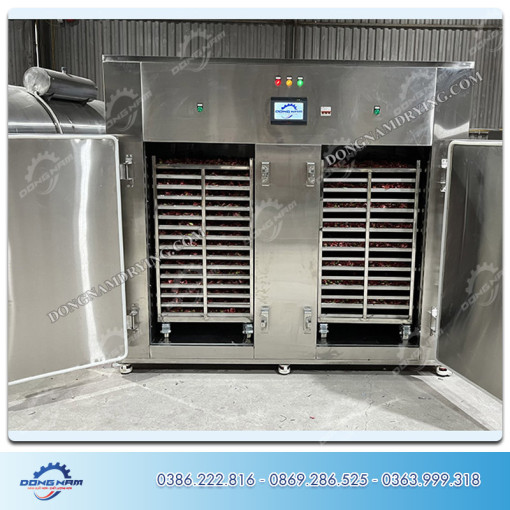 Máy sấy dược liệu Đông Nam